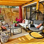 Κάμπινγκ Iris Homes 4*