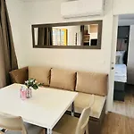 Iris Homes Κάμπινγκ 4*