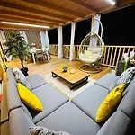 Κάμπινγκ Iris Homes