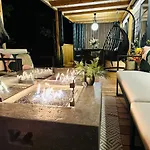 Κάμπινγκ Iris Homes 4*