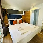 Iris Homes Κάμπινγκ Biograd Na Moru