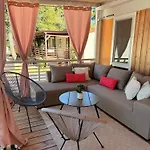 Κάμπινγκ Iris Homes Biograd Na Moru