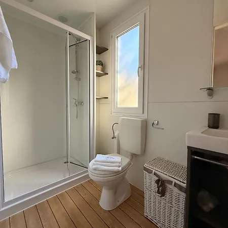 Iris Homes Кемпинг 4*