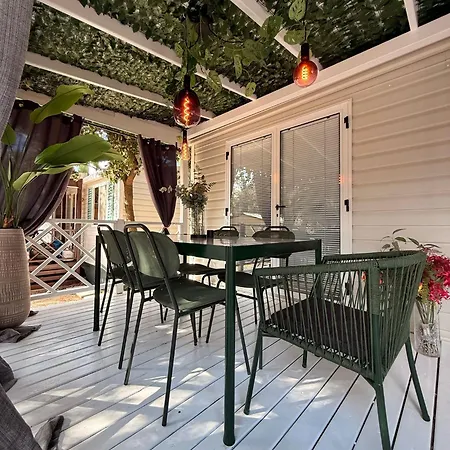 Кемпинг Iris Homes 4*