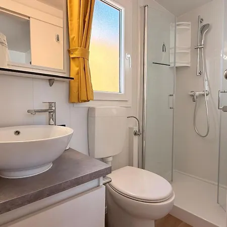 Iris Homes 4* 比奥格勒·纳·莫鲁