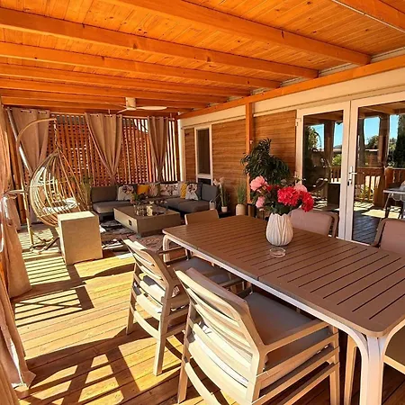 Iris Homes Кемпинг 4*