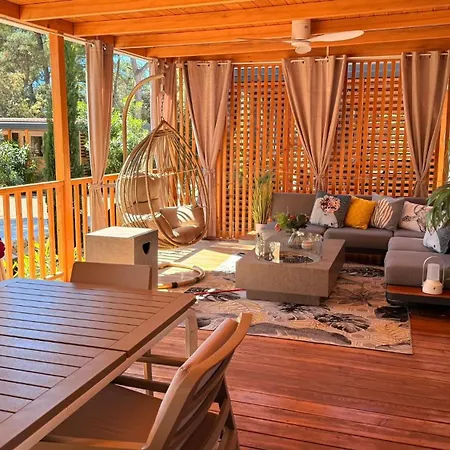 Кемпинг Iris Homes 4*