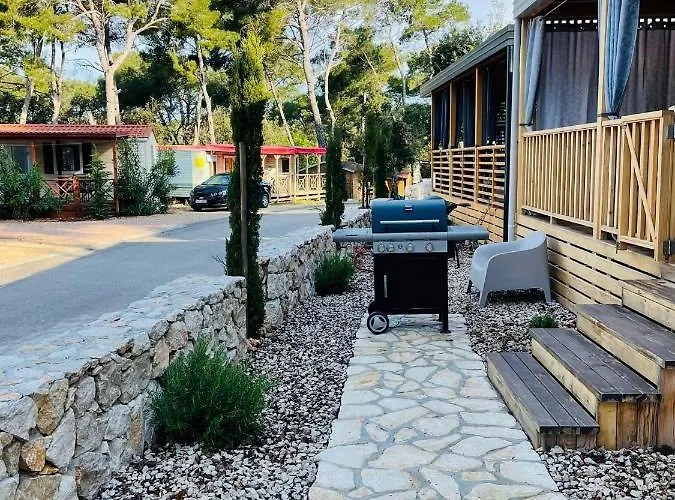 Kamp alanı Iris Homes