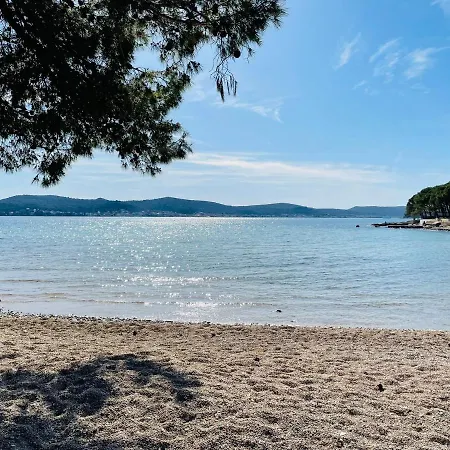 Campsite Iris Homes 4*