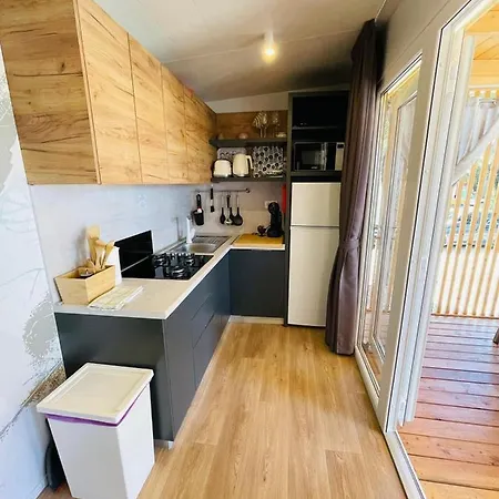 Iris Homes Campsite Biograd Na Moru