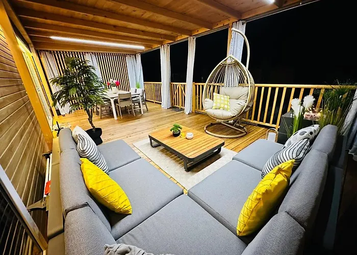 Κάμπινγκ Iris Homes